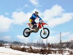 Катание на мотоцикле Мотокросс - Подарки в Москве, подарочные сертификаты | интернет-магазин подарков с доставкой